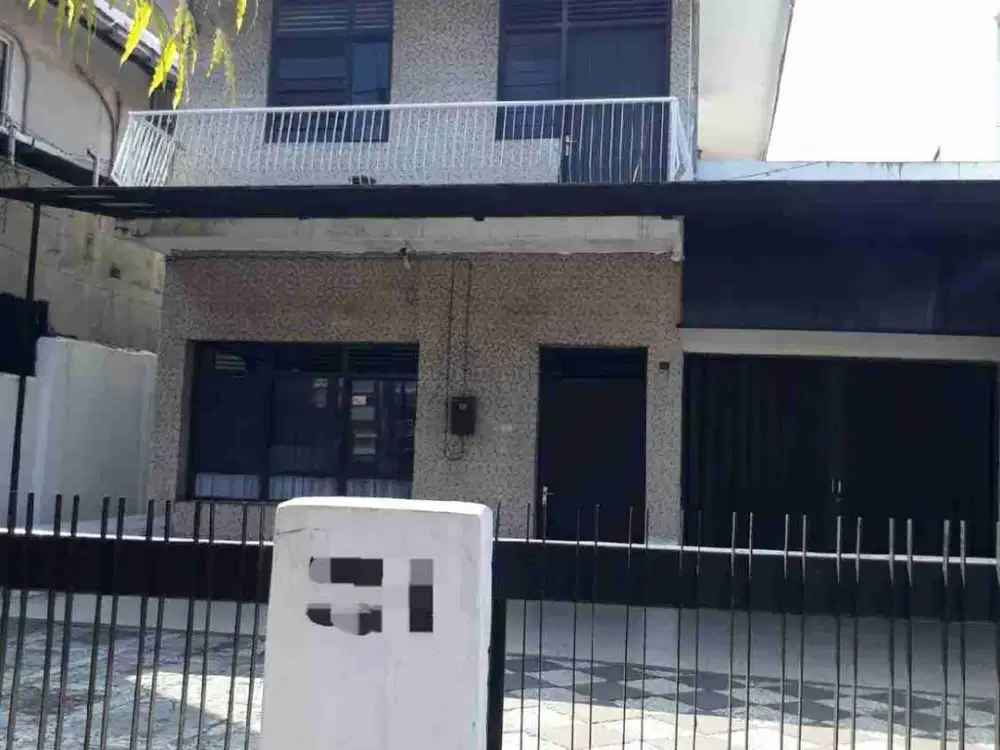 ( DIBAWAH NJOP ) RUMAH PUSAT KOTA DI JL RAYA JENDERAL SUDIRMAN SEMARANG