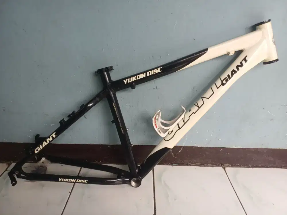 Frame Giant Yukon Disc ring 26 size M17