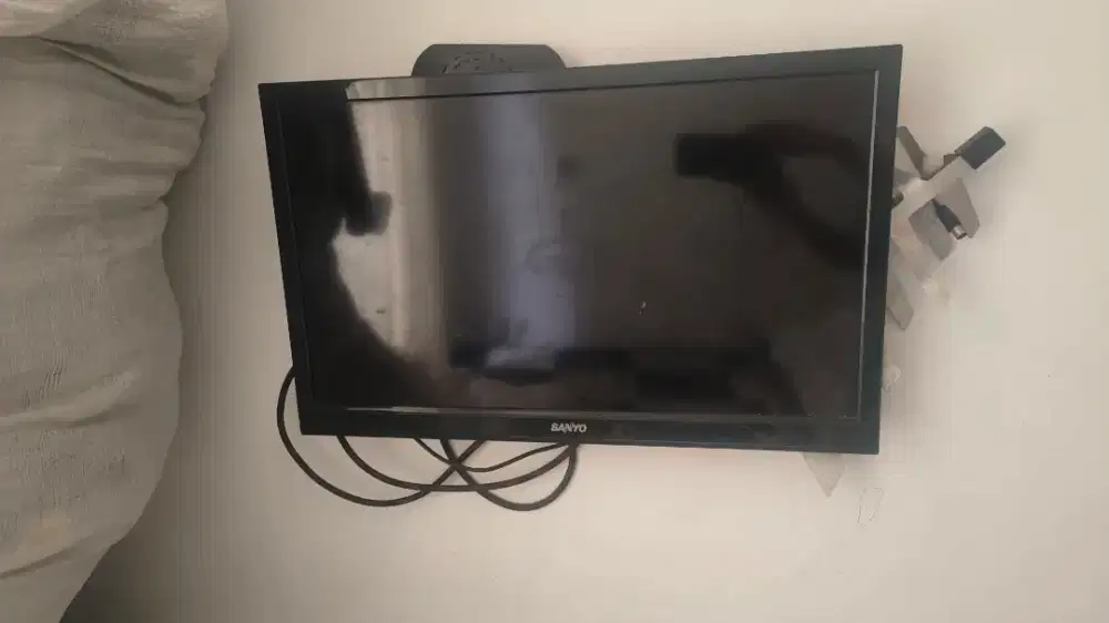 Lcd sanyo digital 24 inch