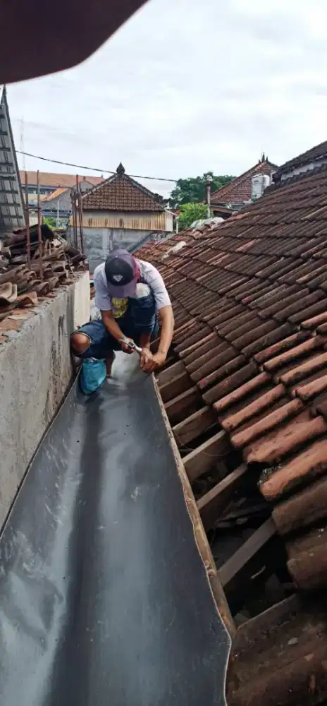 Jasa tukang bangunan renovasi dan atap bocor