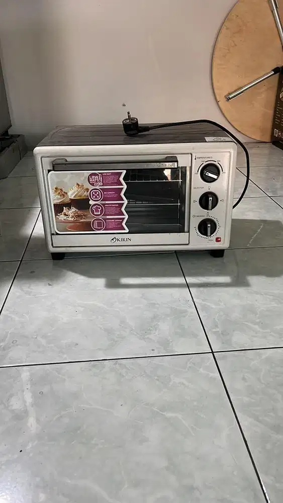Oven listrik merk kirin