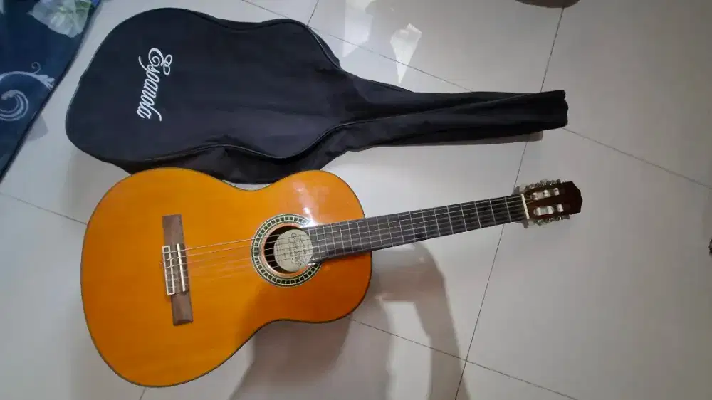 Gitar Akustik Nylon Espanola CC 480yw