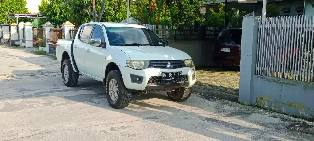 MITSUBISHI STRADA TRITON 2011 4X4 DC