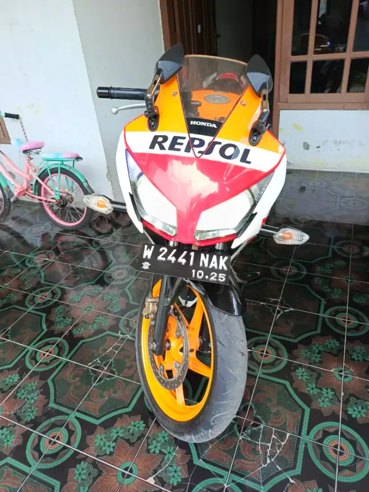 Honda CBR 150R saja