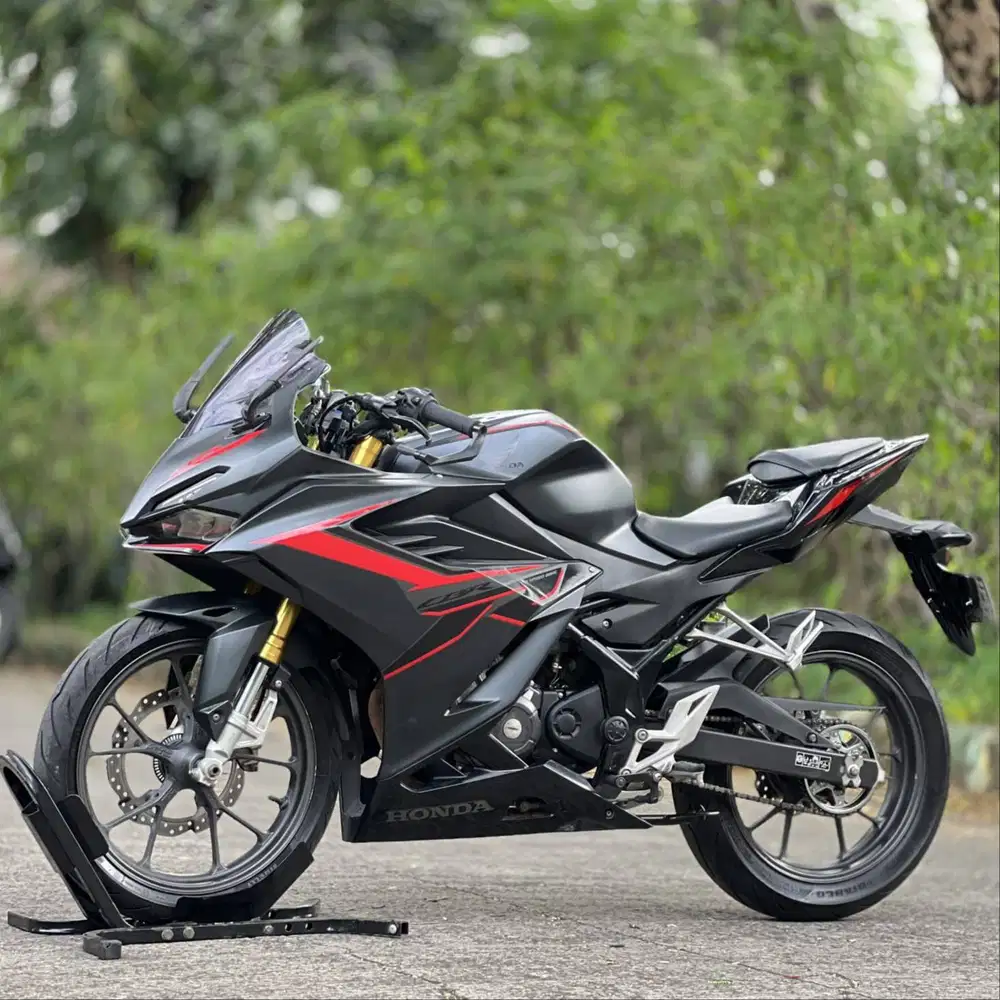 HONDA NEW CBR150R ABS 2021 HITAM KM RENDAH PAJAK PANJANG SUPERB