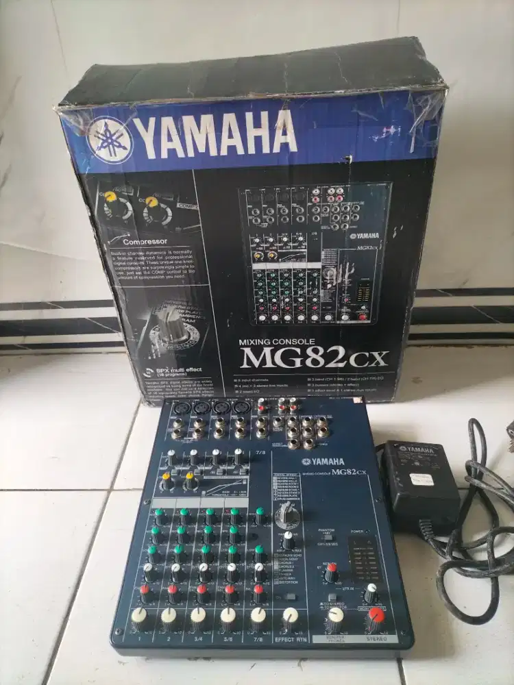 Mixer Audio Yamaha MG82CX