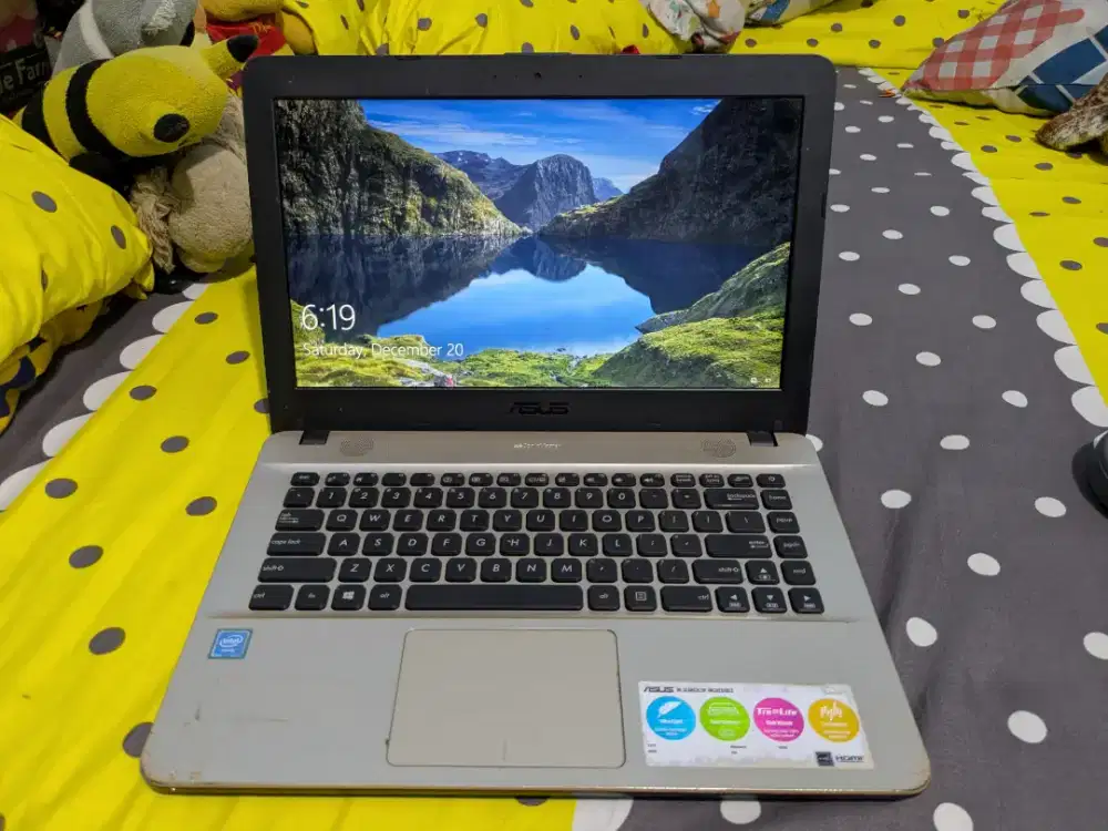 Laptop Asus X441SA Normalan Tinggal Pake Aja