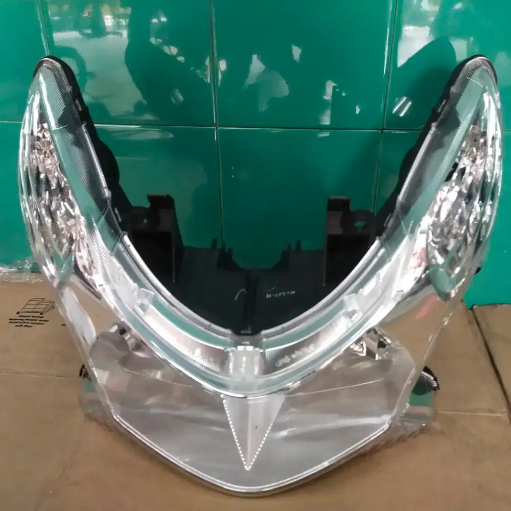 Fs..Headlamp PCX CBU 125 Thailand...
