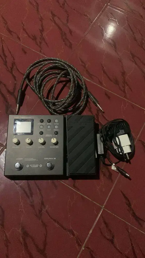 NUX MG-300 Guitar Processor Effect