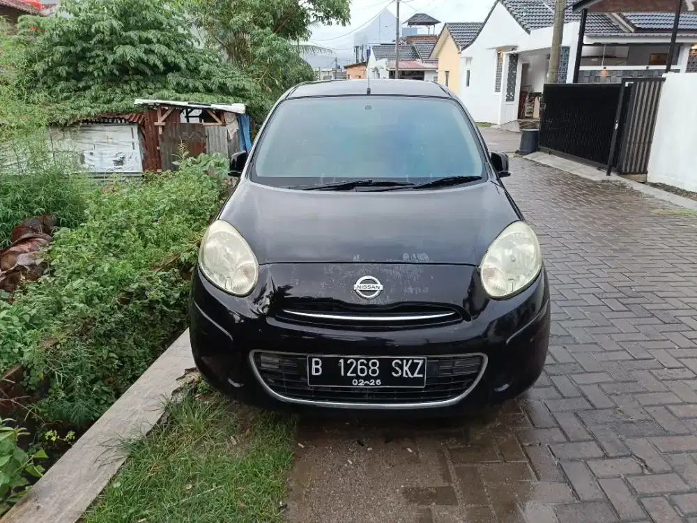 Nissan march a/t matic 2011