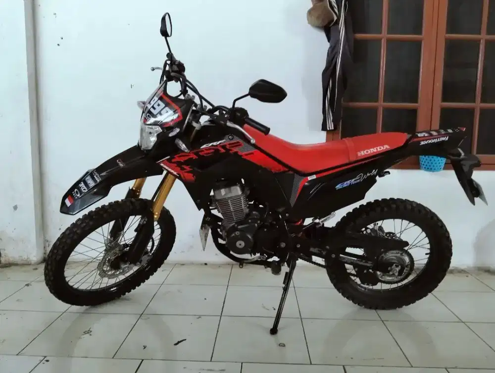 Honda crf tahun 2023 achir