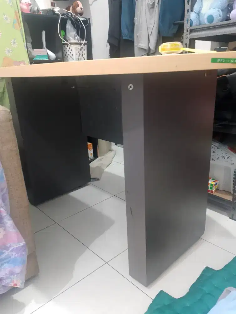 Jual meja kerja Oval
