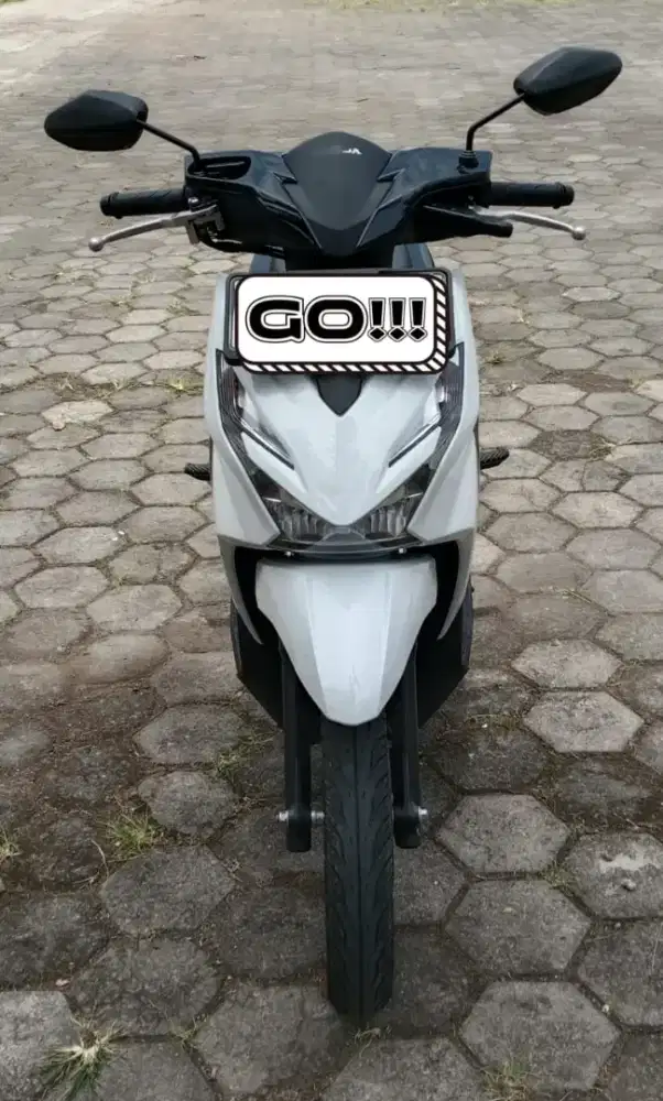 Di jual Beat 2024 putih hitam