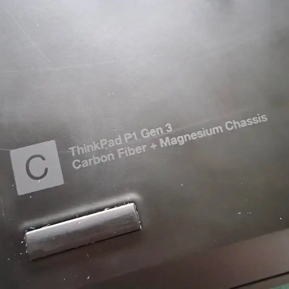 KHUSUS SULTAN! Laptop Lenovo ThinkPad P1 Gen 3 Xeon Quadro T2000