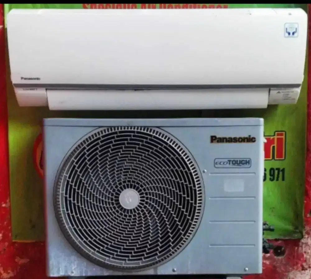 Jual ac panasonicR 32.1/2pk lowwat 360watt kondisi 95% ori semua
