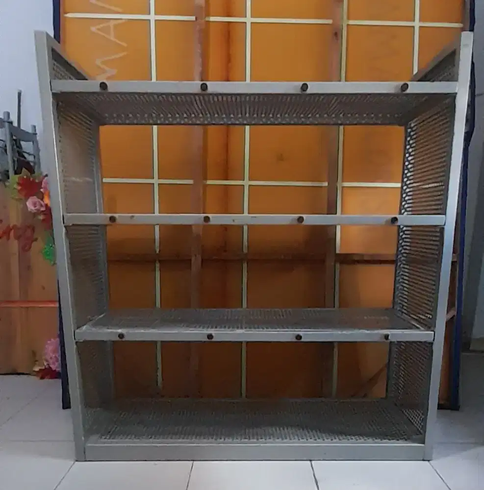 Rak besi 4 tingkat, besi tebal & kokoh