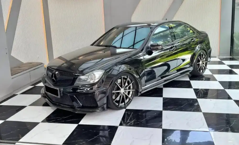 Mercedes Benz C250 AMG 2012