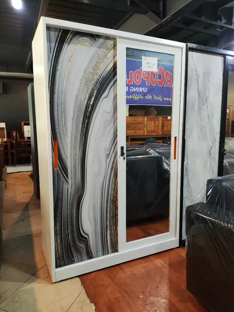 JUAL LEMARI PAKAIAN BAHAN BESI PINTU SLIDING MURAH