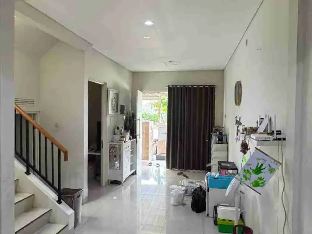 Disewakan rumah  2 lantai nyaman di Cluster Vasana
Harapan indah
Bekasi