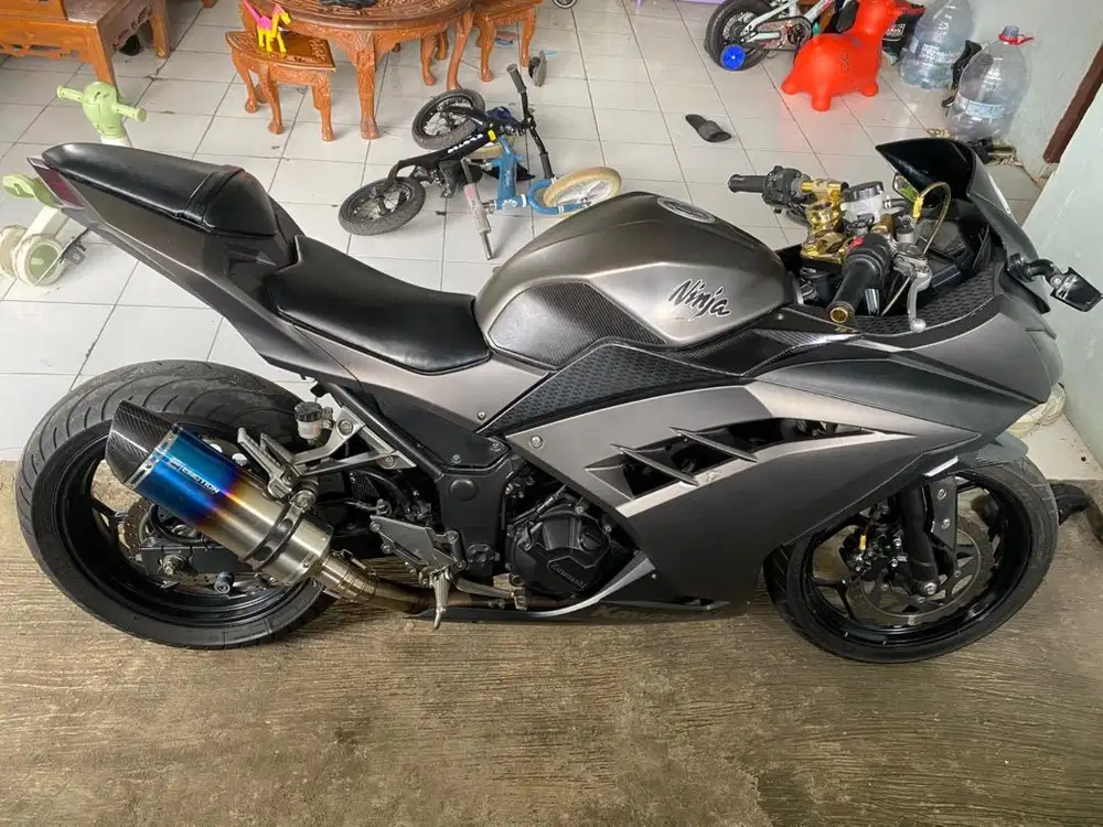 Ninja 250 FI 2013