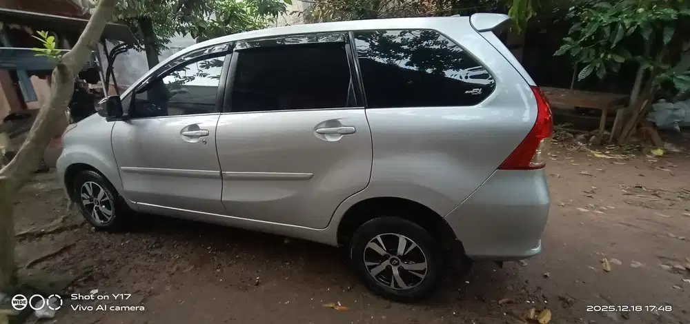 Daihatsu Xenia 2012 Bensin