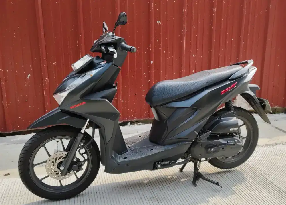 Honda beat deluxe cbs iss tahun 2024