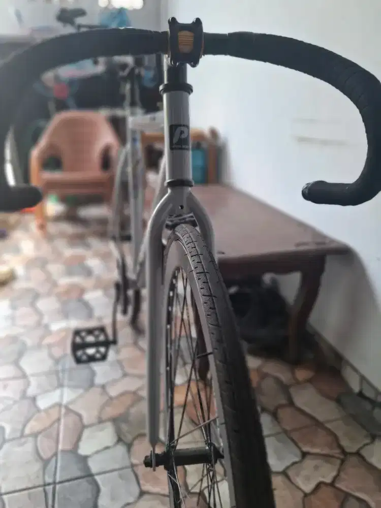 Sepeda Fixie Pandora by Police