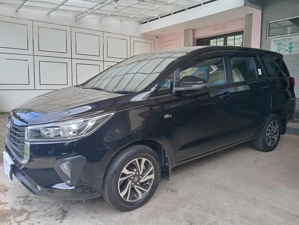 Toyota Kijang Innova 2022 Bensin