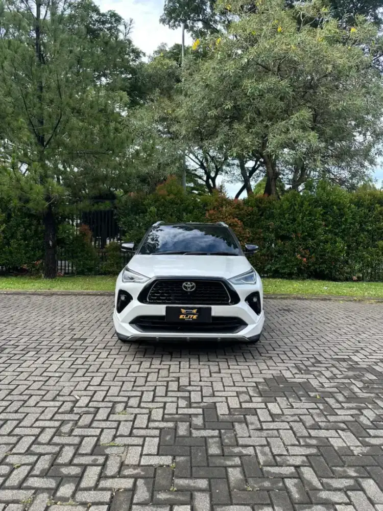 Toyota Yaris Cross HEV GR 2023