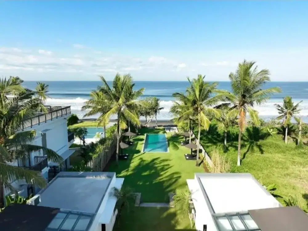 Luxury Modern Villa – Beachfront Pasut  Full Ocean View