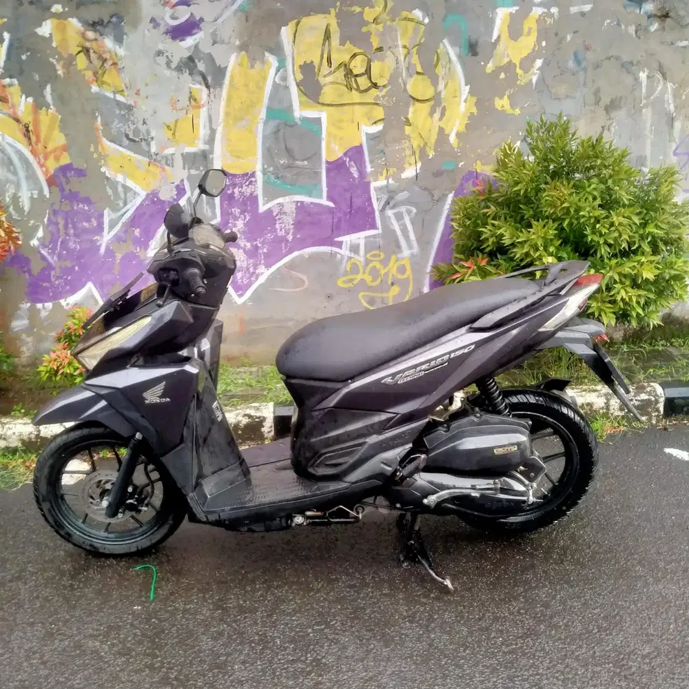 [JUAL CEPAT] HONDA VARIO 150CC 2017 PLAT ON