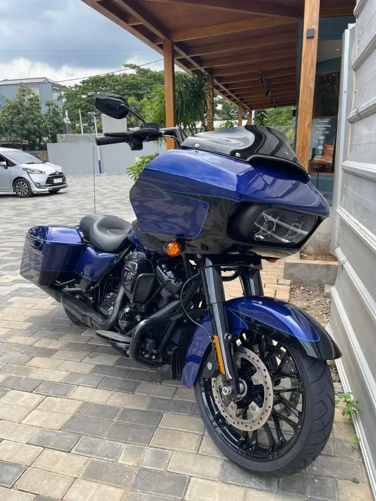 2020 Harley Road Glide Special