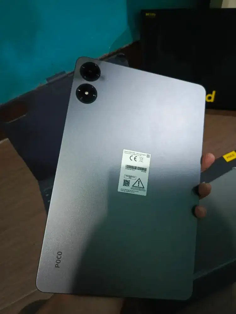 PocoPhone Pad ram 8 internal 256 fulset ori plus keyboard
