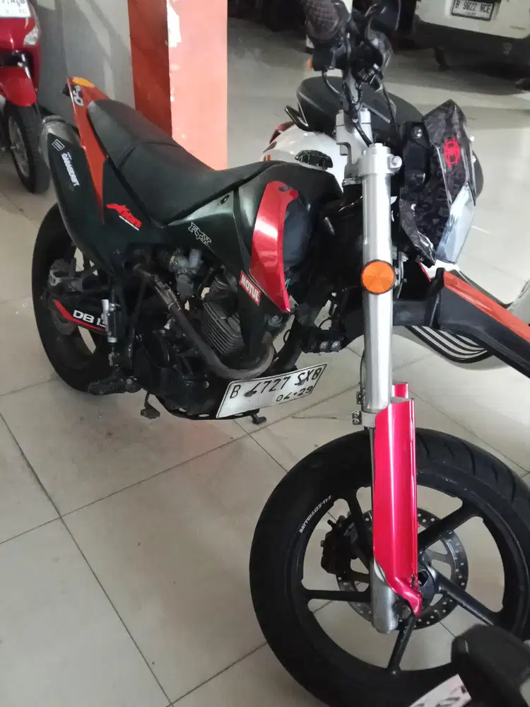 Di jual VIAR CROSS X SUPERMOTO SE 2024