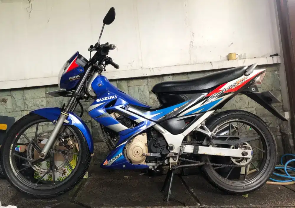 Satria fu150 cbu thailand 2005 biru hitam ori