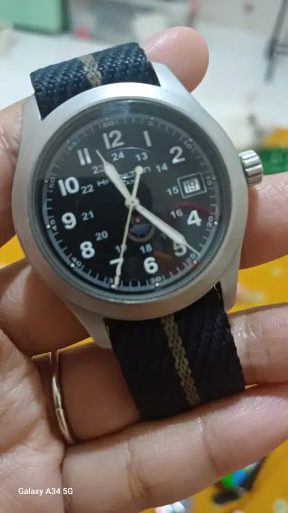 Hamilton Khaki Field Quartz – Original – Bekas Terawat