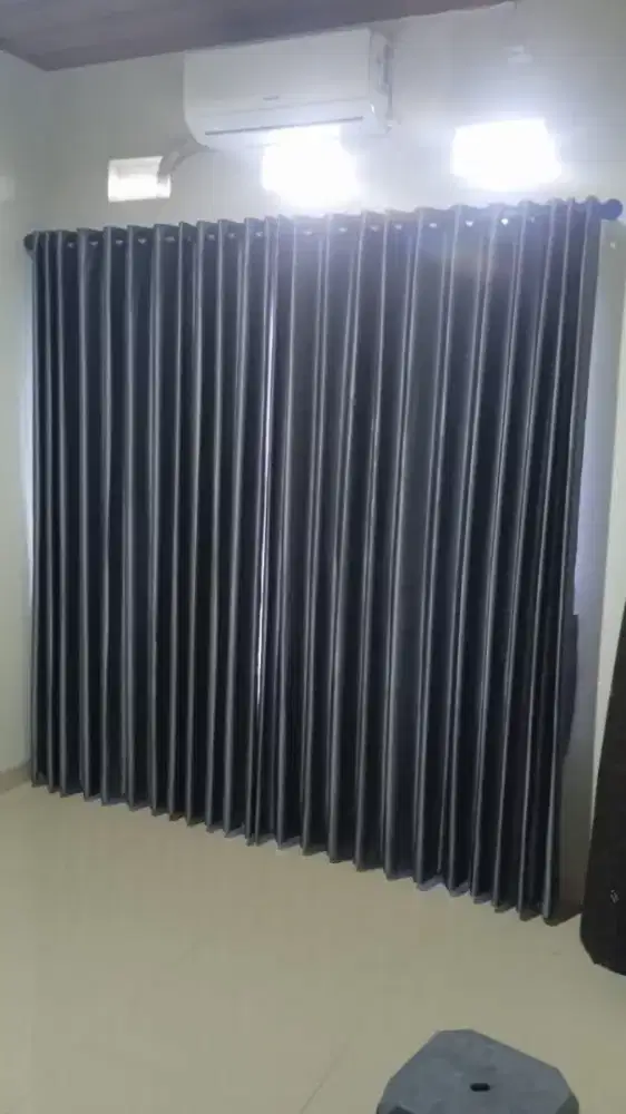 gorden penyekat ruangan