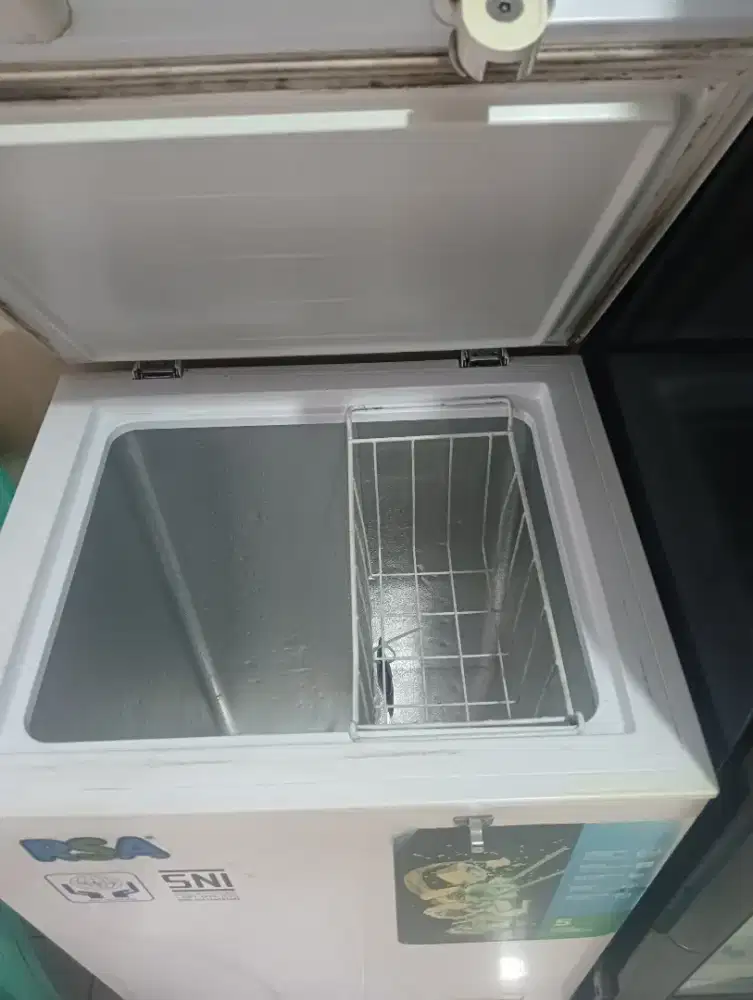 RSA chest freezer CF-110