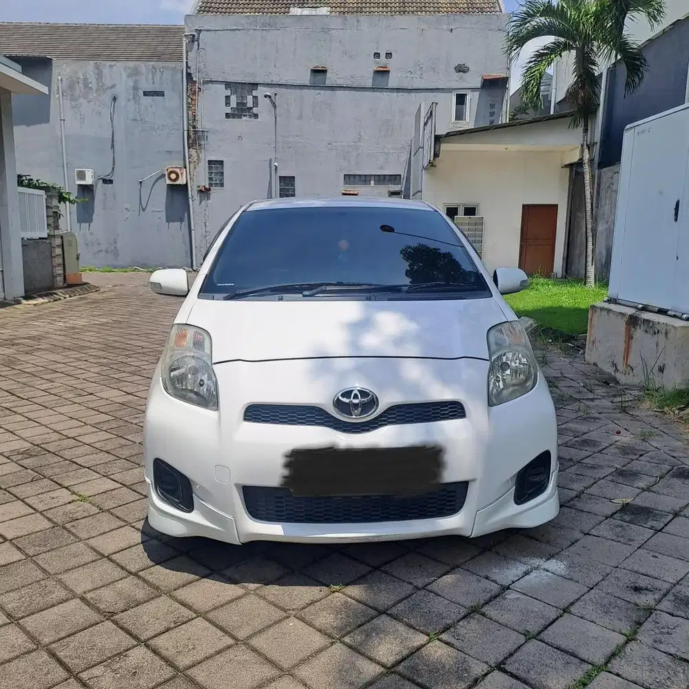 Toyota Yaris E AT 2013 Putih