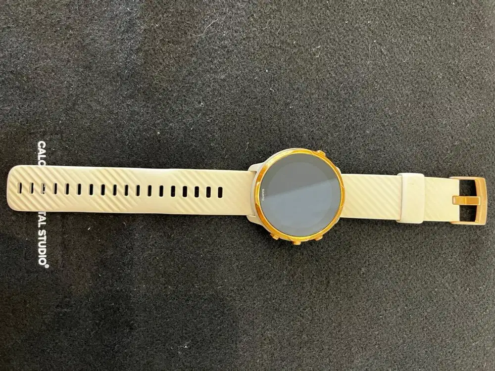 Jam suunto 7 smartwatch