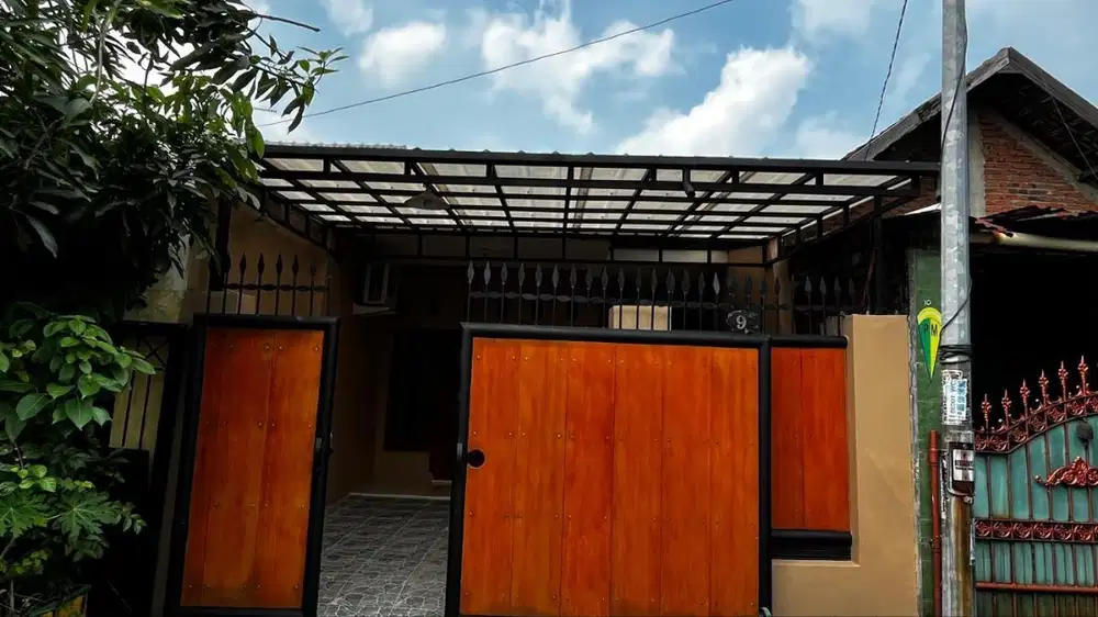 DISEWAKAN RUMAH NYAMAN & STRATEGIS KOTA SURABAYA, RUNGKUT