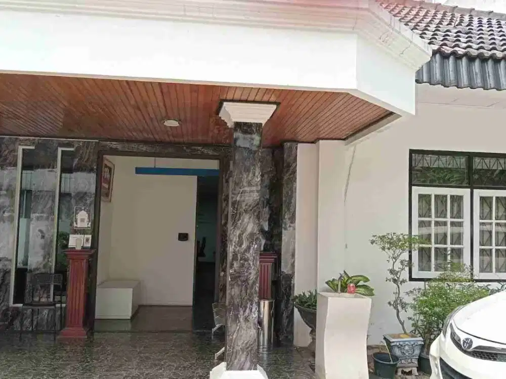 Dijual Rumah Senopati Kebayoran Baru