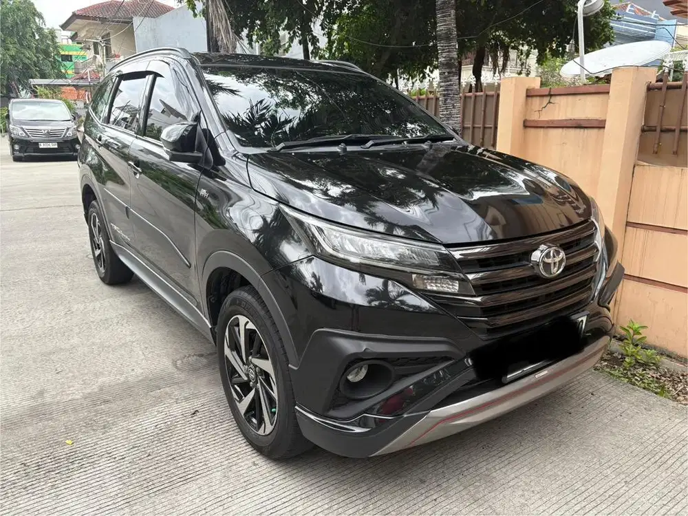 CASH PEMILIK LANGSUNG - TOYOTA RUSH 2018 TRD Sportivo A/T Hitam