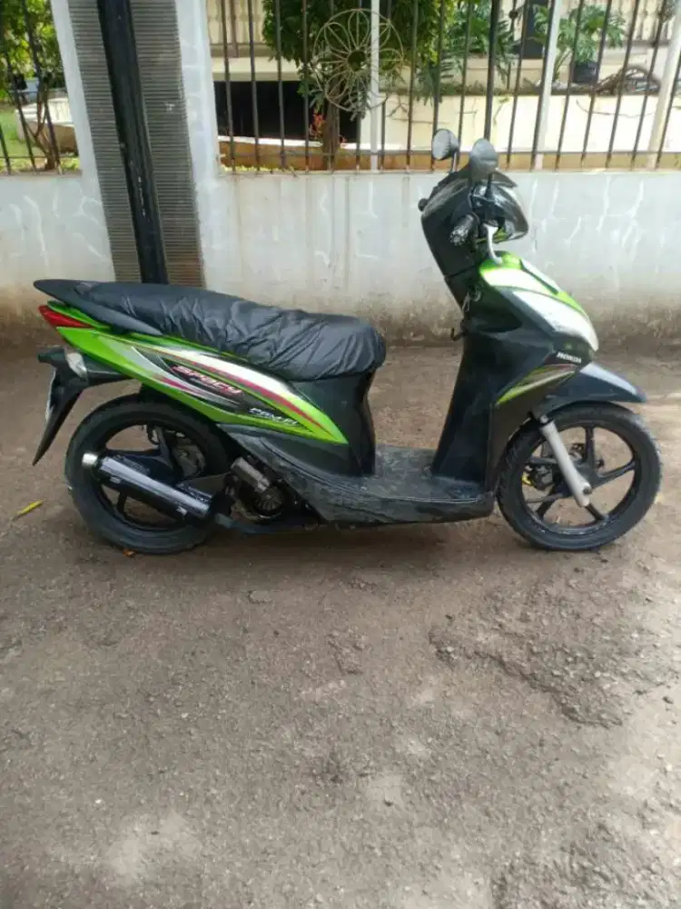 HONDA SPACY 2011