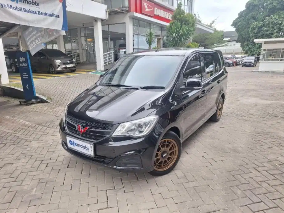 LOW DP Wuling Confero 1.5 Double Blower Bensin-MT 2019 ERR