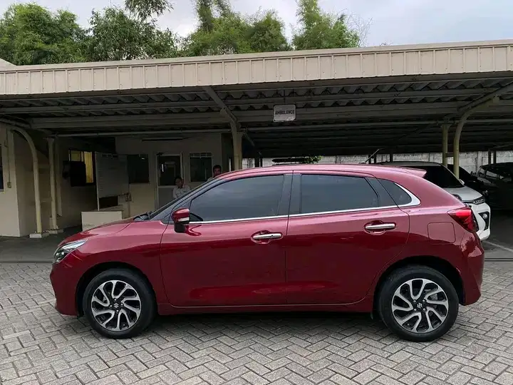 Suzuki Baleno 2023 Bensin