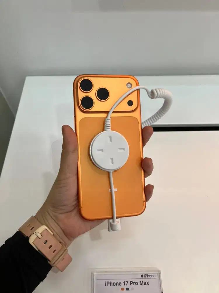 Iphone 17 promax orage 256 ready