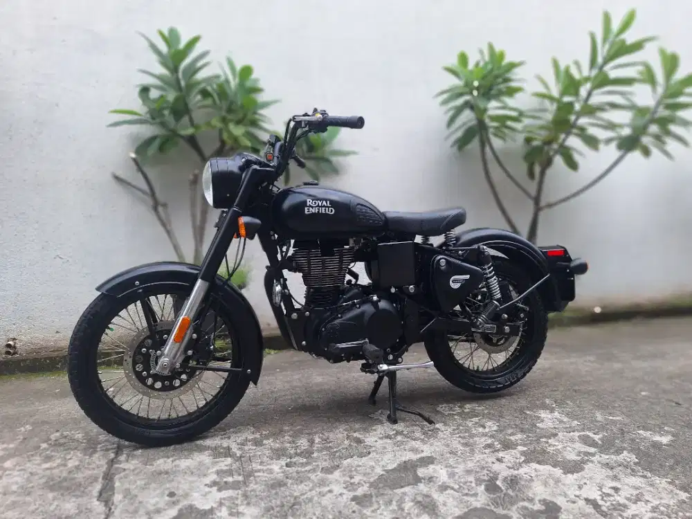 Royal Enfield 500 ABS 2021