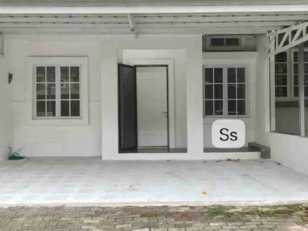 Dijual rumah kota wisata. Rapi siap huni.