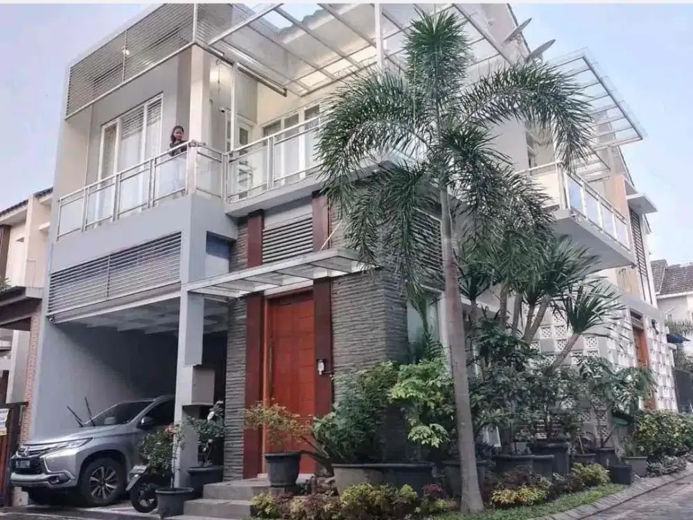 dijual rumah dua lantai hook lokasi tasikmadu kota malang